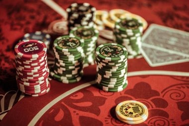 seniorbet user Mobile user and Brand
